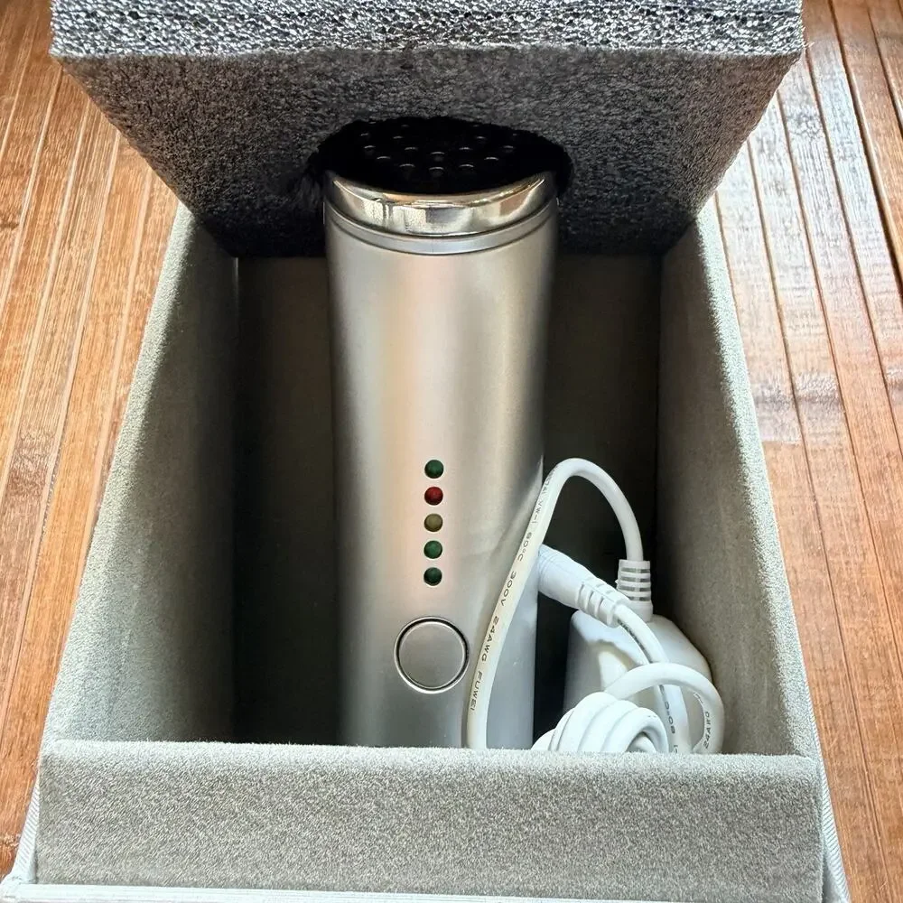 Zero Gravity Perfectio Infrared LED Light Therapy Device for Face & Skin